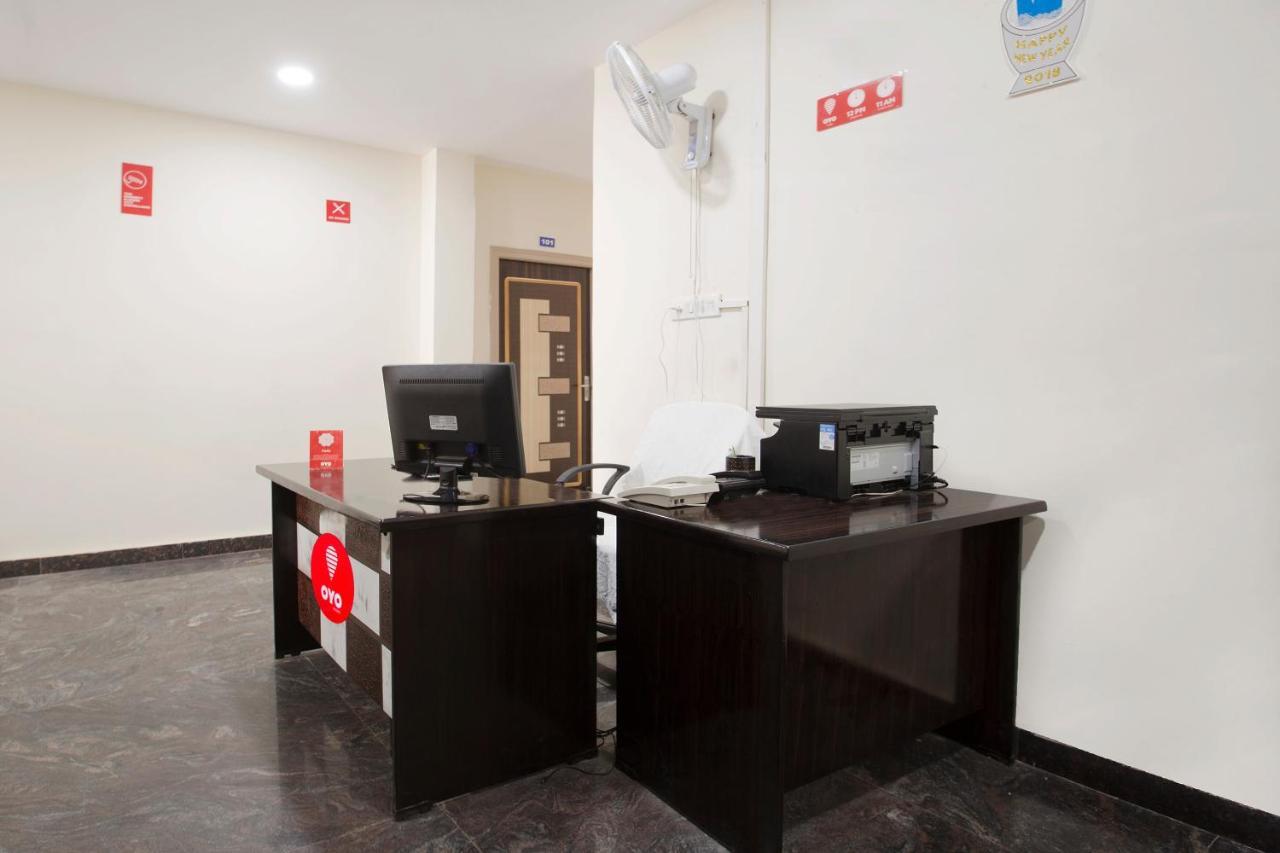 Oyo 9936 Elite Inn Hyderabad Exterior foto